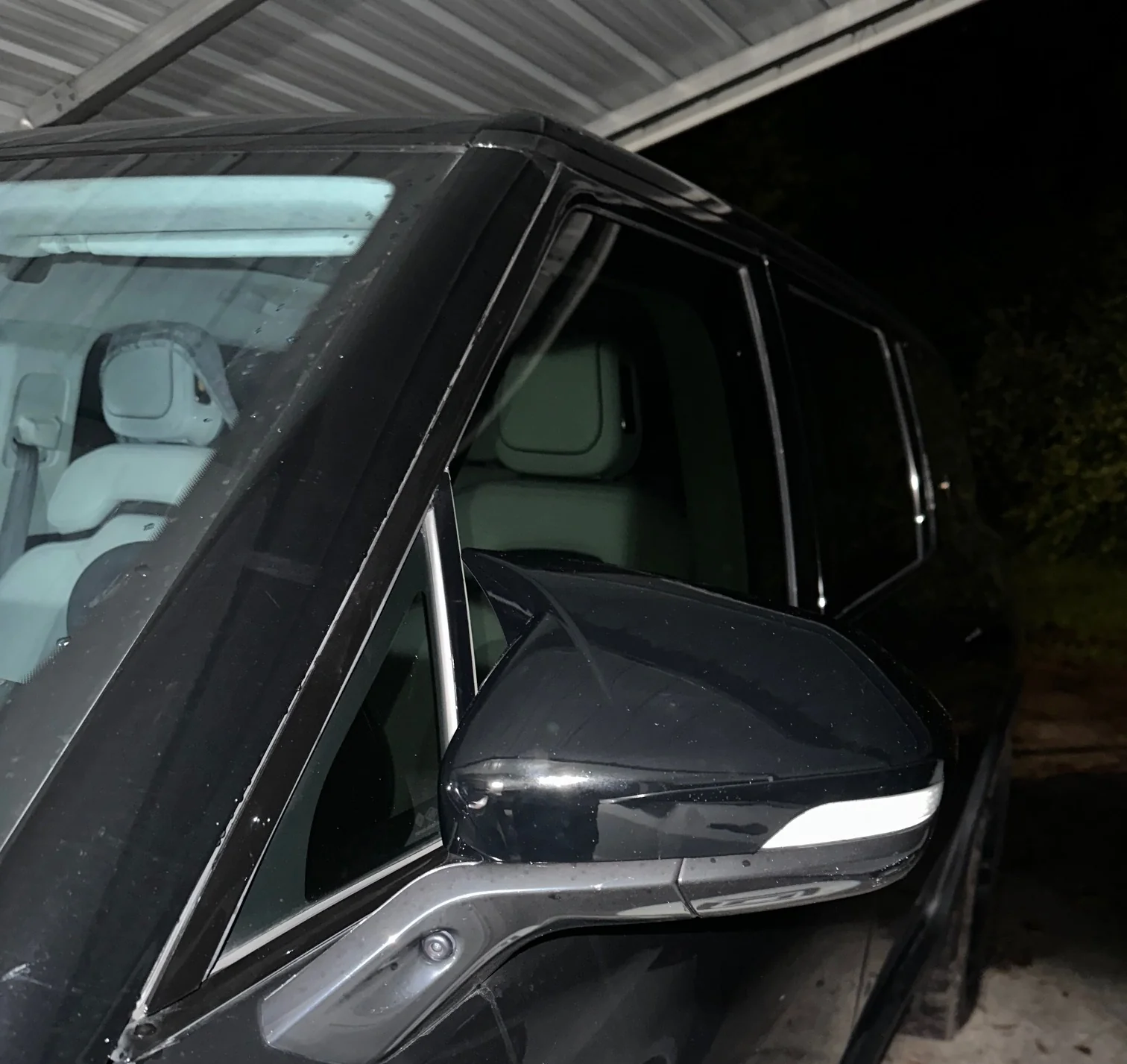 Glossy Black Style Ox Horn Rearview Mirror Covers for Rivian R1T, R1S - Image 4