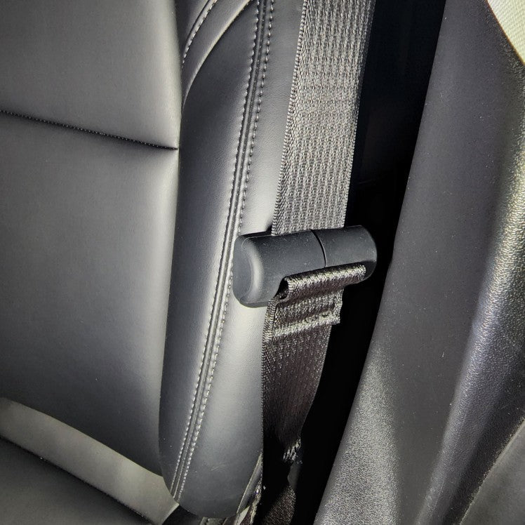 Mustang Mach-E Front Seatbelt Buckle Protective Silicone Covers, Black, 2021-2026 - Image 3