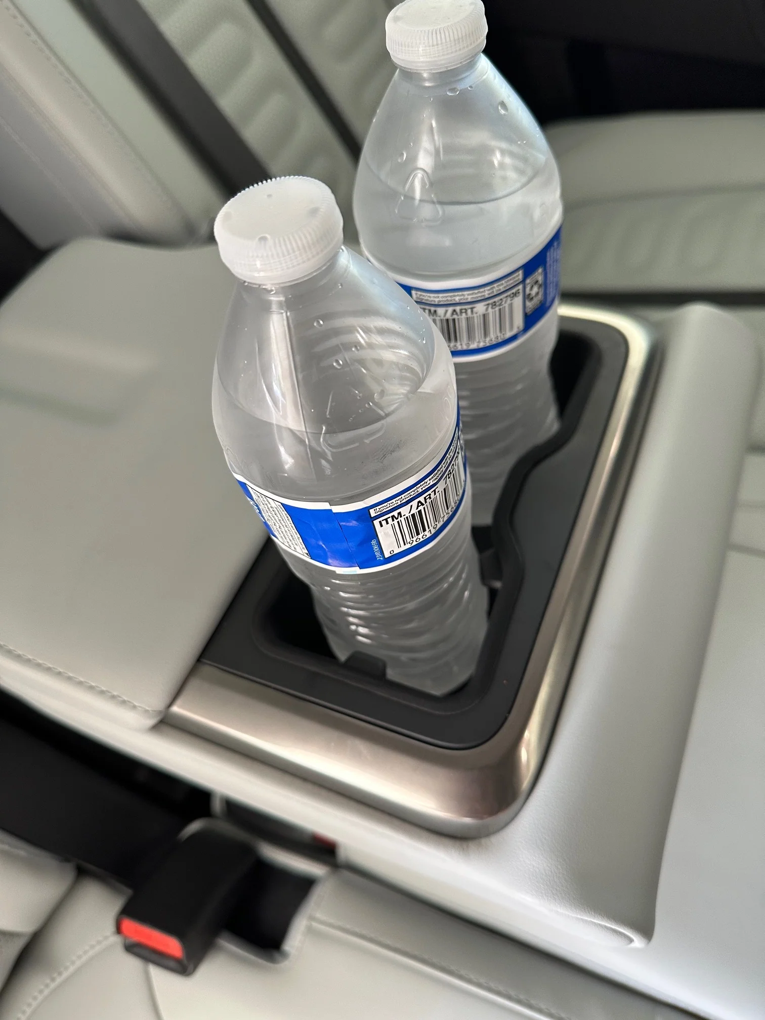 Rear Seat 2nd Row Cup Holder Silicone Insert for Rivian R1T, R1S - Image 3