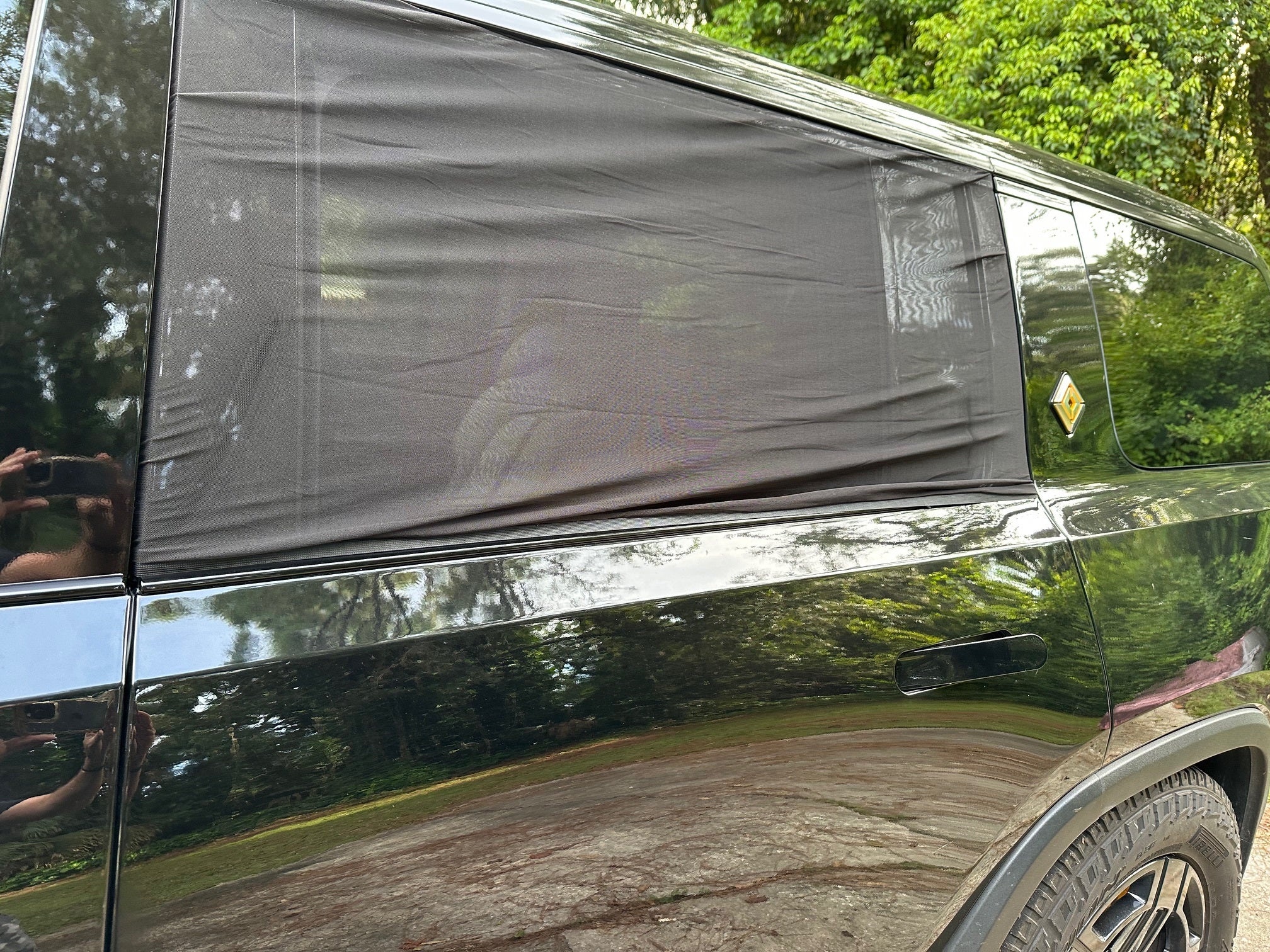 Rear Window Screen Shades for Camping or Privacy, for Rivian R1S - Image 3