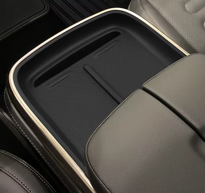 Silicone Wireless Charging Pad, Center Console, Black, for Rivian R1T, R1S - Image 2