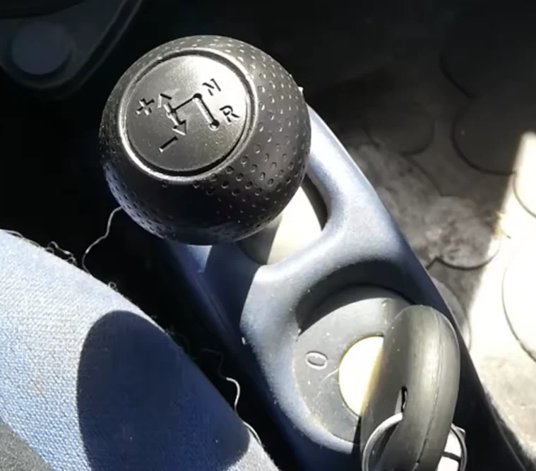 Smart Car Fortwo 450 Automatic Gear Shift Knob, 1998-2014 - Image 3