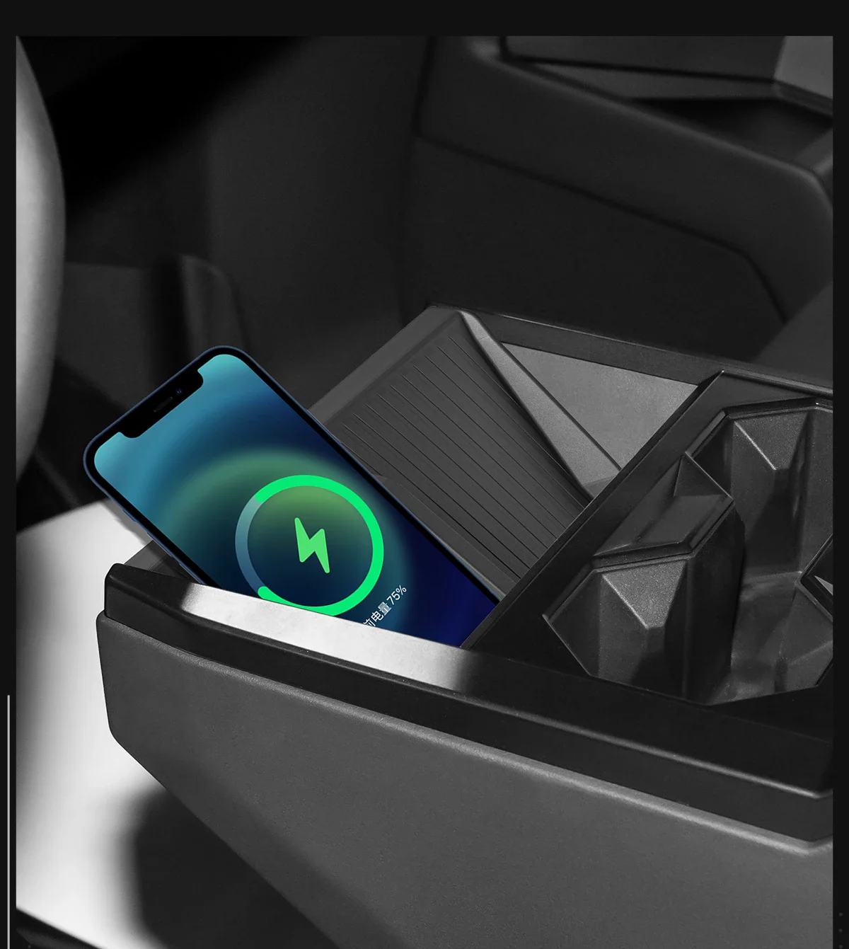 Tesla Cybertruck Center Console Wireless Charging Mat, 2023-2024 - Image 2