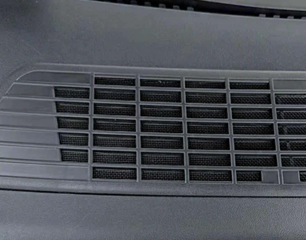 Tesla Model 3 Air Conditioner Grille Intake Protector, 2024-2025 Highland - Image 4
