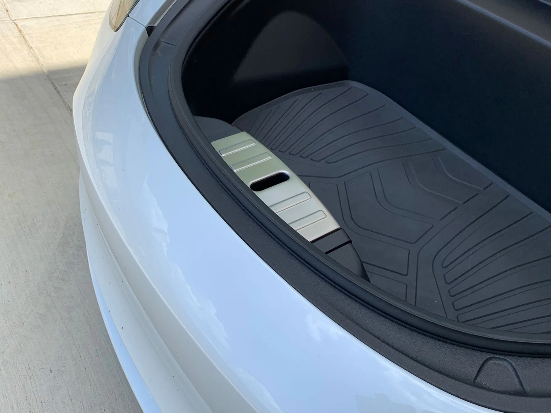Tesla Model 3 Frunk / Trunk Sill Protector, Silver, 2017-2023 - Image 2