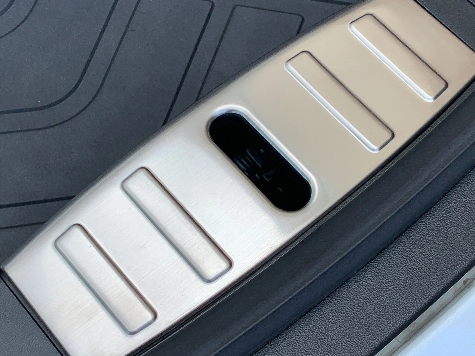 Tesla Model 3 Frunk / Trunk Sill Protector, Silver, 2017-2023 - Image 3