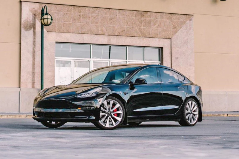 Tesla Model 3 Mud Flap Set, Rally Armor Red Logo, 2017-2023 - Image 4
