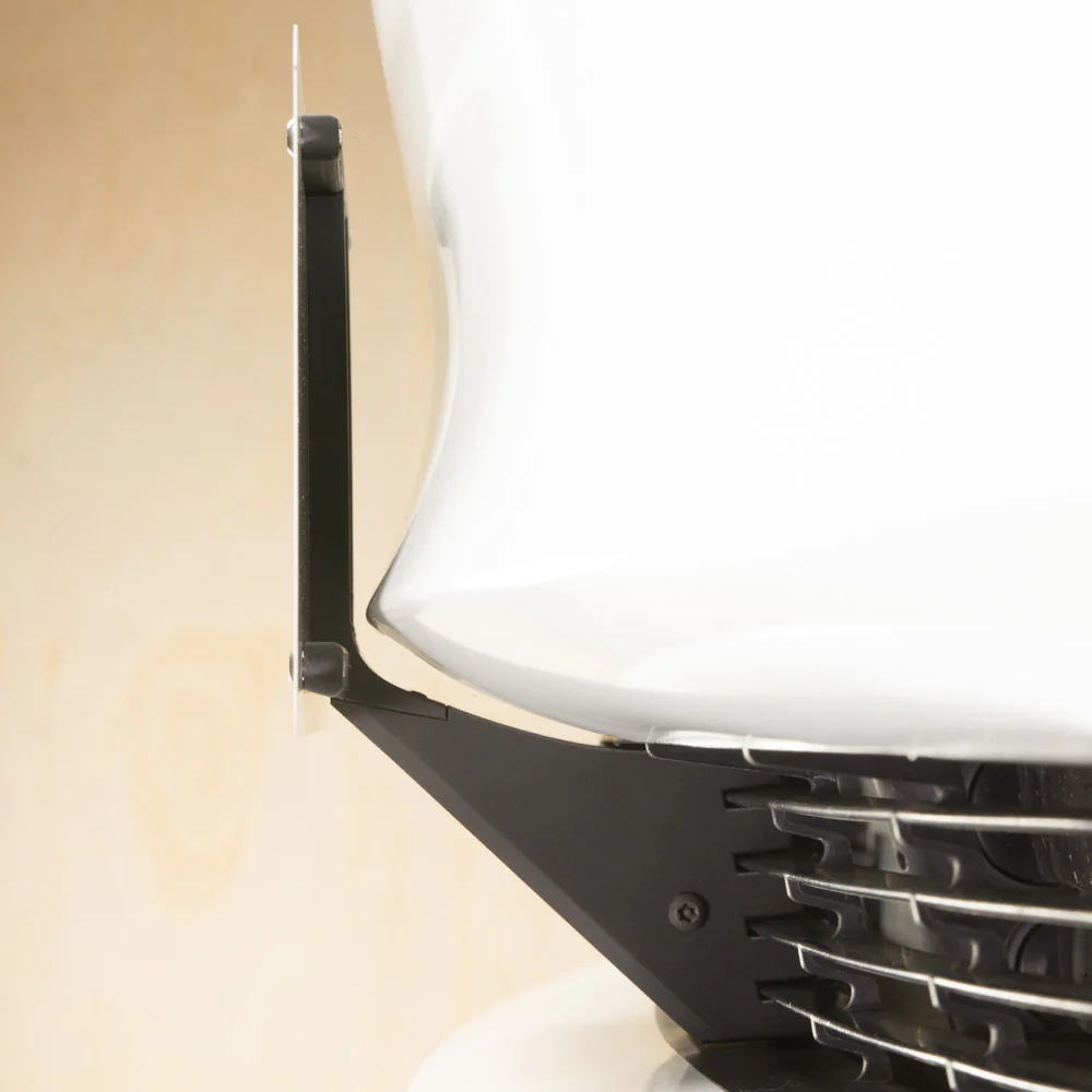 Tesla Model 3 SNAPPLATE Front License Plate Mount, Removable, 2017-2023 - Image 8