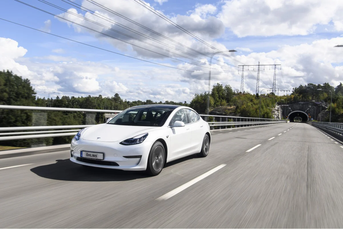 Tesla Model 3, Y Ohlins Road & Track Coilover Kit, RWD, AWD, 2017-2022 - Image 3