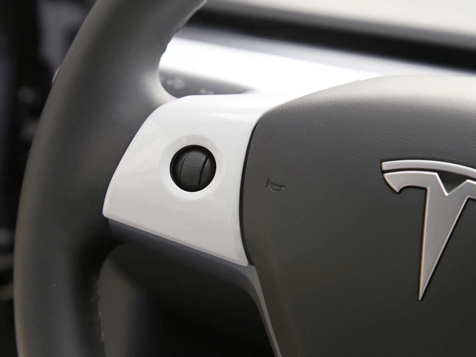 Tesla Model 3, Y, Pearl White Steering Wheel Trim - Image 2