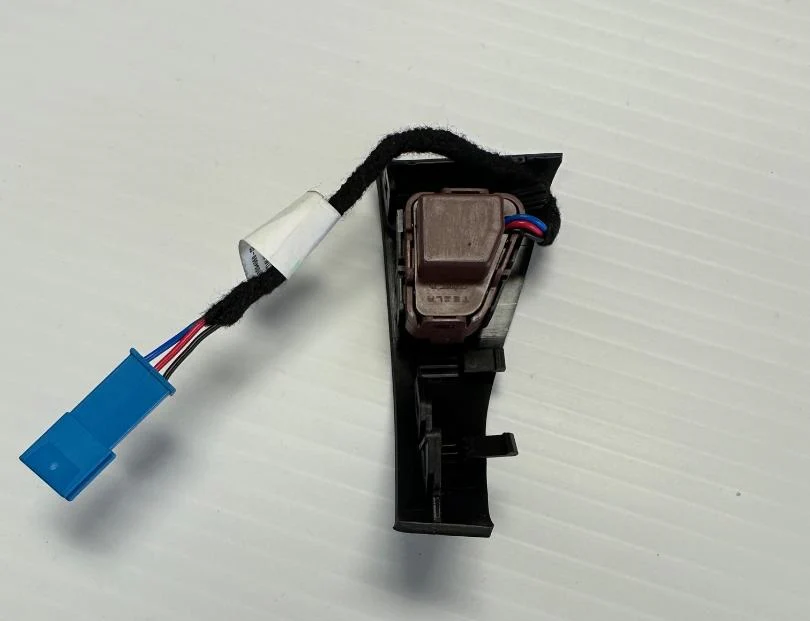 Tesla Model 3, Y Power Door Lock Open Switch with Trim, Rear Right, 2021-2024 - Image 2
