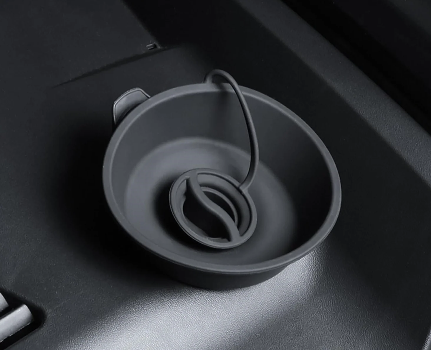 Tesla Model 3, Y Washer Fluid Filler Funnel, Silicone, 2017-2024 - Image 3