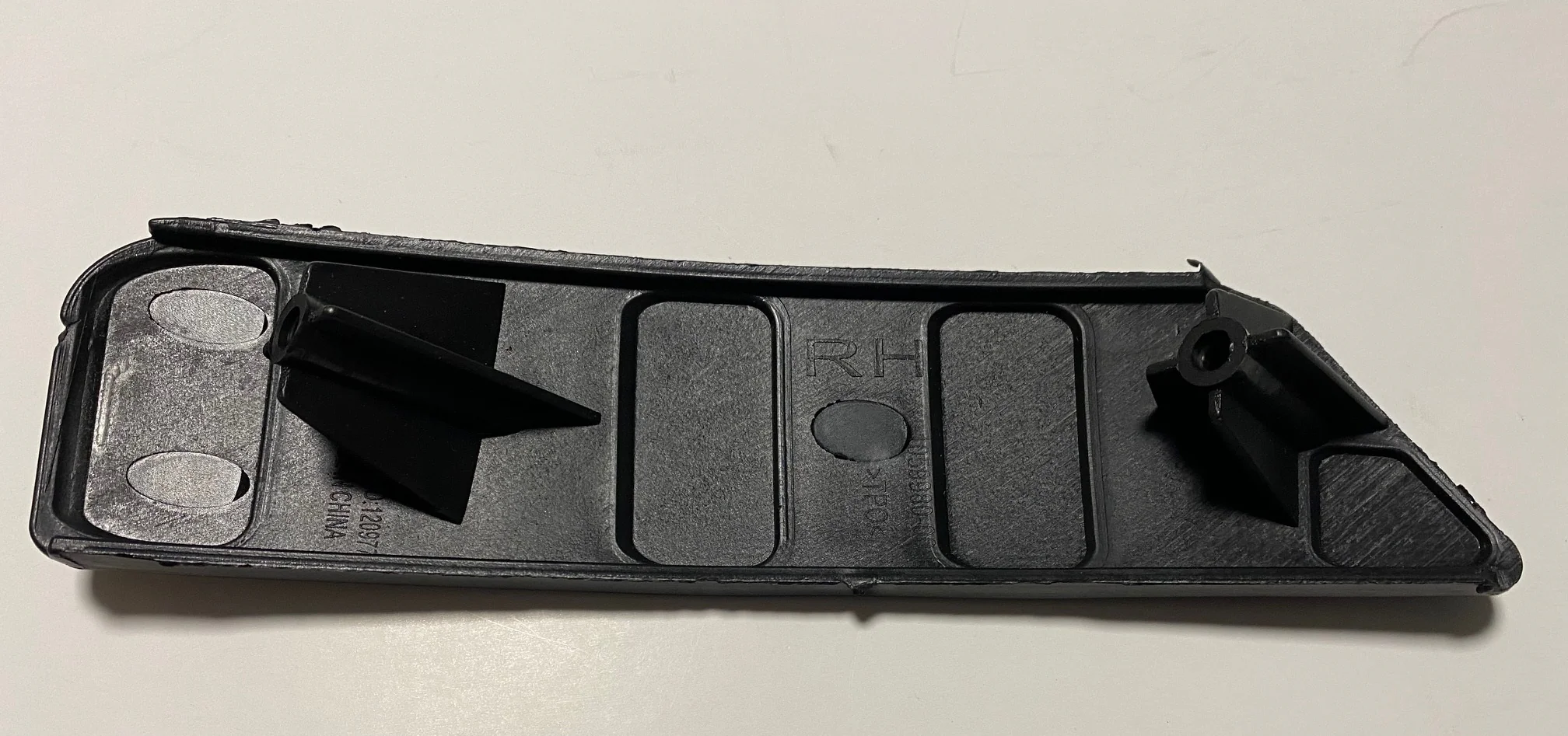 Tesla Model S Front Bumper Fog Light Lamp Bracket Lower Right, 2016-2021 - Image 2
