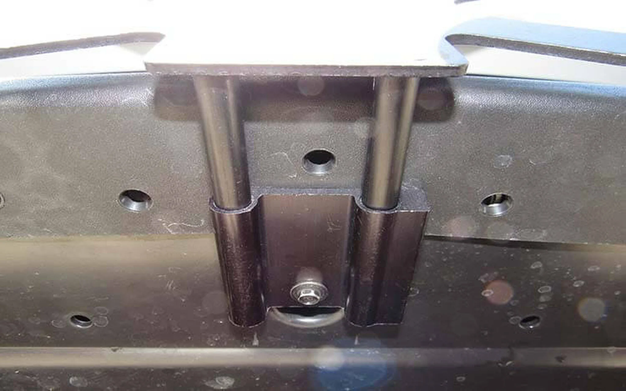 Tesla Model S Plaid Quick-Release Front License Plate Bracket, 2021-2025 - Image 5