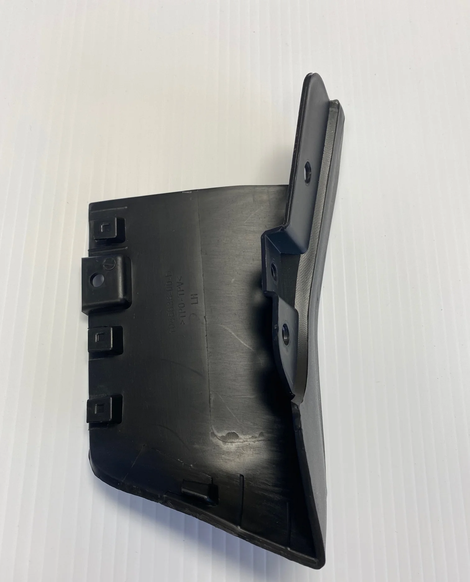 Tesla Model X Rear Door Sill Fairing Mud Guard, Left, 2016-2021 - Image 2