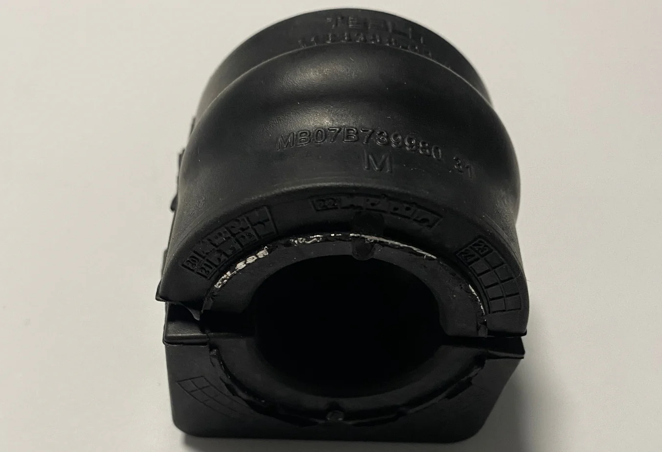 Tesla Model Y Front Sway Bar Stabilizer Bushing, 31mm, 2020-2024