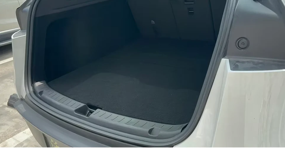 Tesla Model Y Juniper Rear Trunk Sill Plate Protector, TPE Rubber, 2025-2026 - Image 4