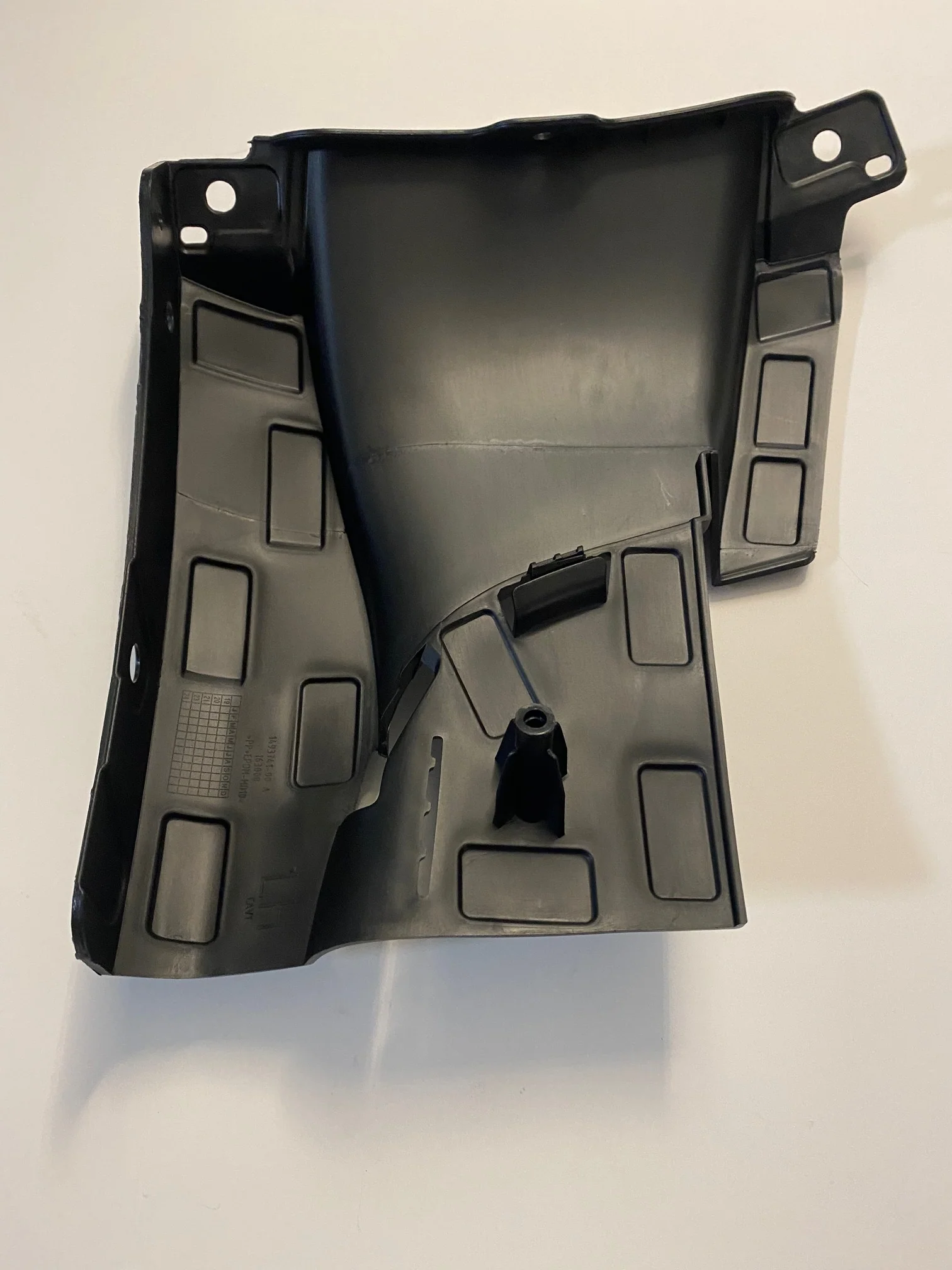 Tesla Model Y Left Front Bumper Side Inner Bracket, 2020-2024