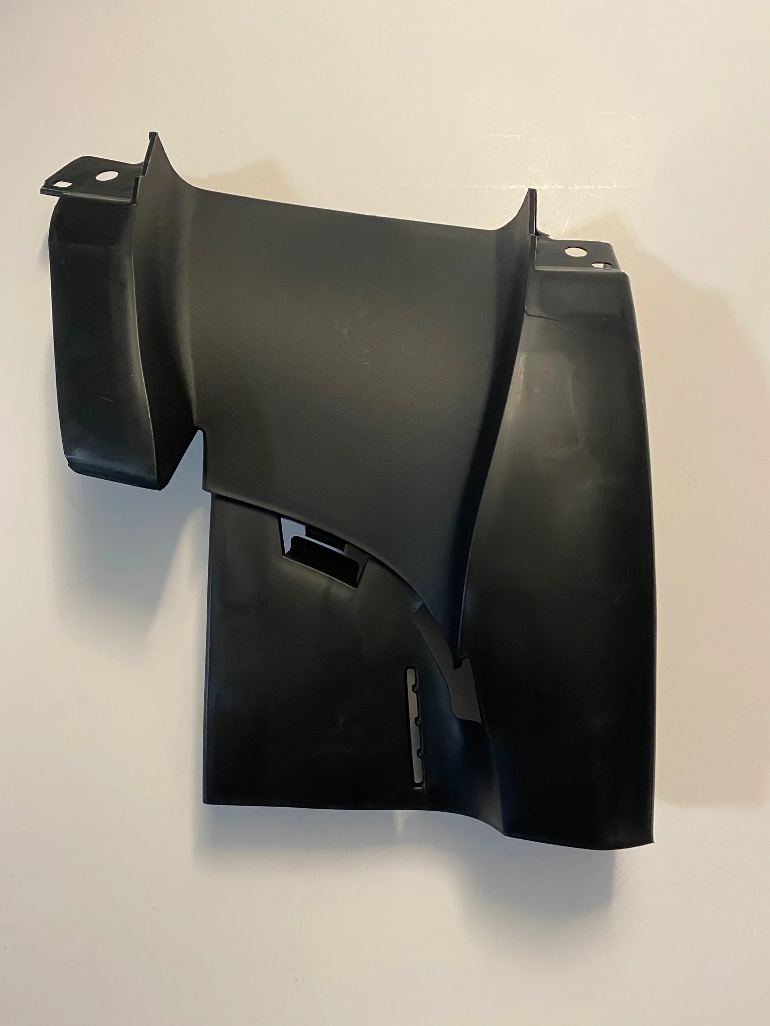 Tesla Model Y Left Front Bumper Side Inner Bracket, 2020-2024 - Image 2