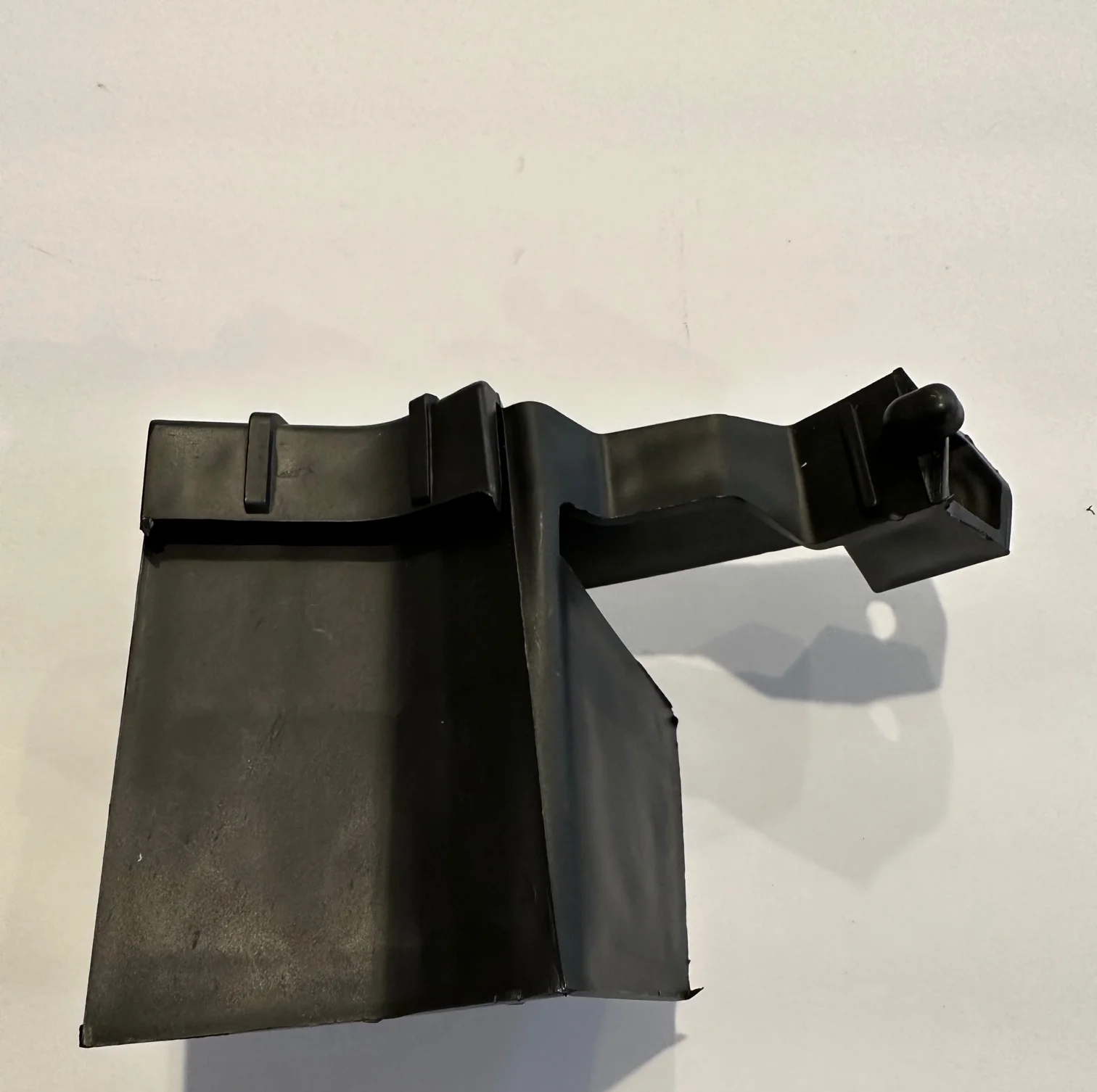 Tesla Model Y Rocker Panel Bracket Clip Support, Left, 2020-2024