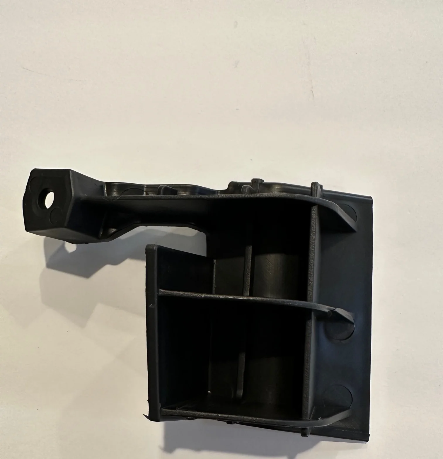 Tesla Model Y Rocker Panel Bracket Clip Support, Left, 2020-2024 - Image 2