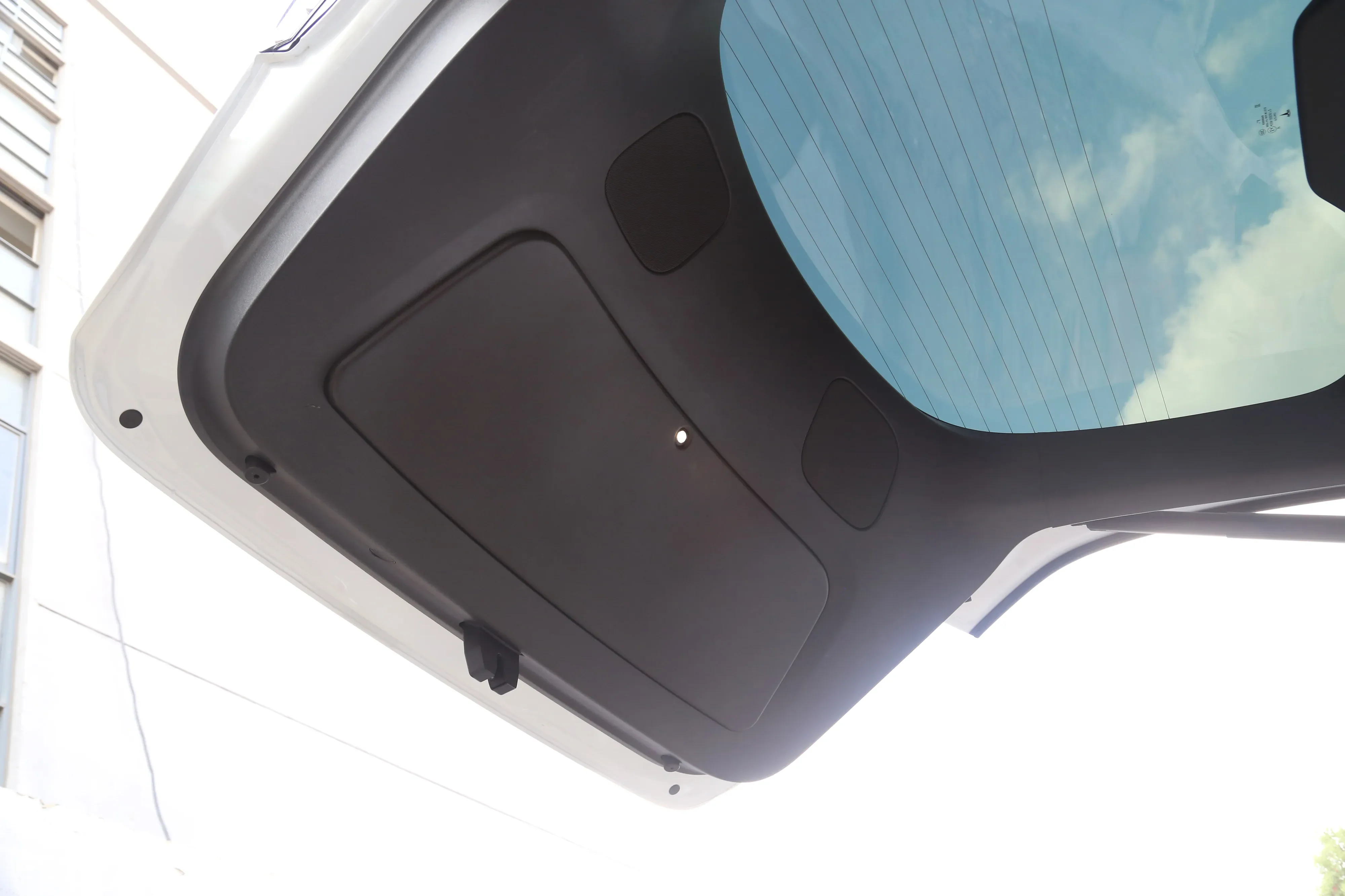 Tesla Model Y Tailgate Trunk Lid Protector, Black ABS Plastic, 2020-2024 - Image 3
