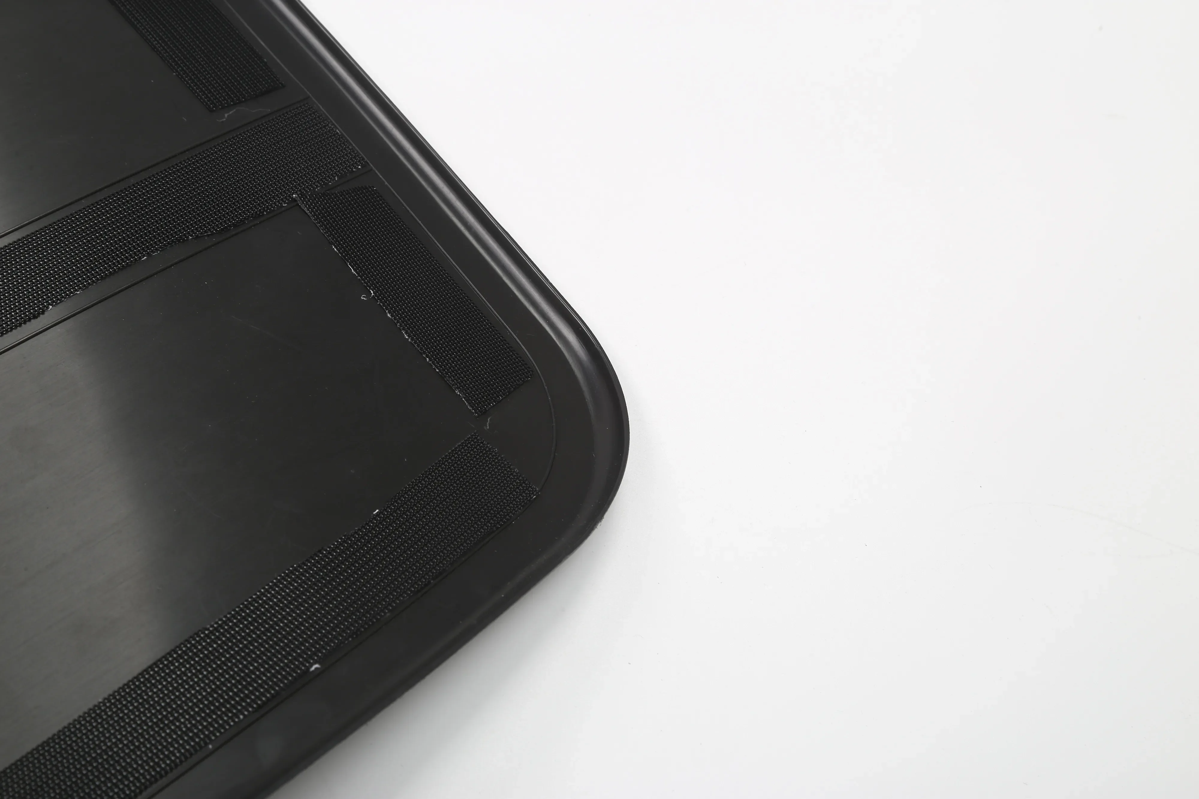 Tesla Model Y Tailgate Trunk Lid Protector, Black ABS Plastic, 2020-2024 - Image 4
