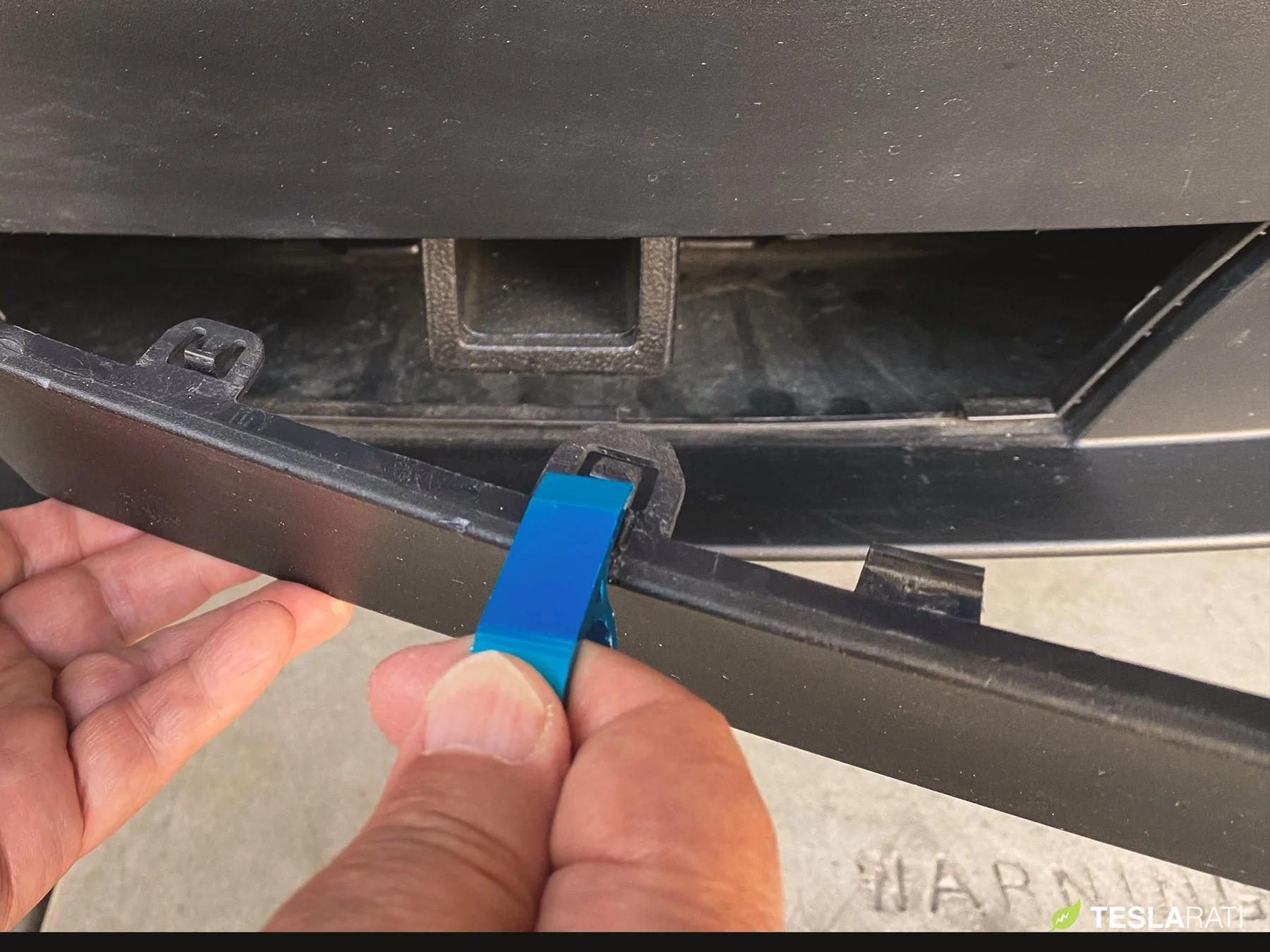 Tesla Model Y, X Tow Hitch Cover Removal Tools, Aluminum - Image 4